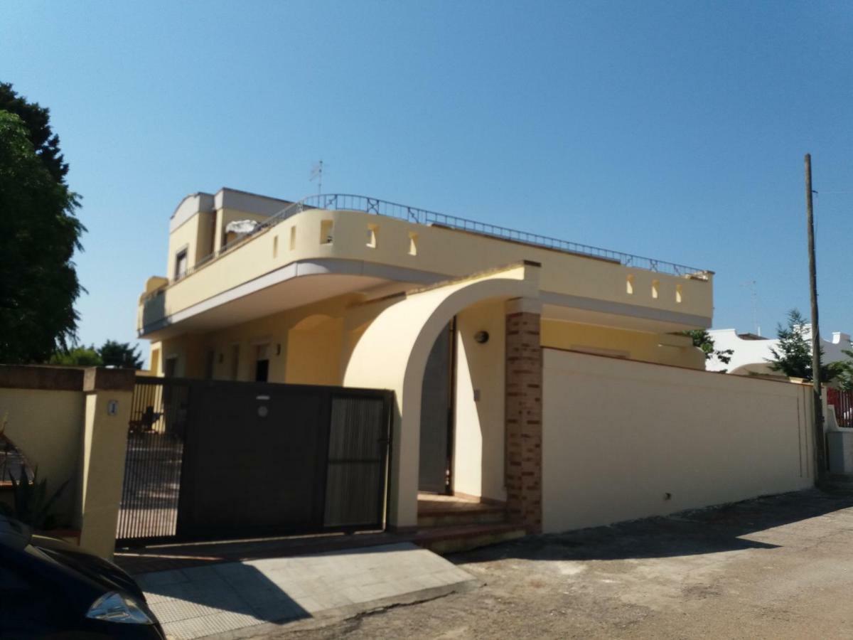 טורה לפילו Casa Vacanze Porto Cesareo מראה חיצוני תמונה